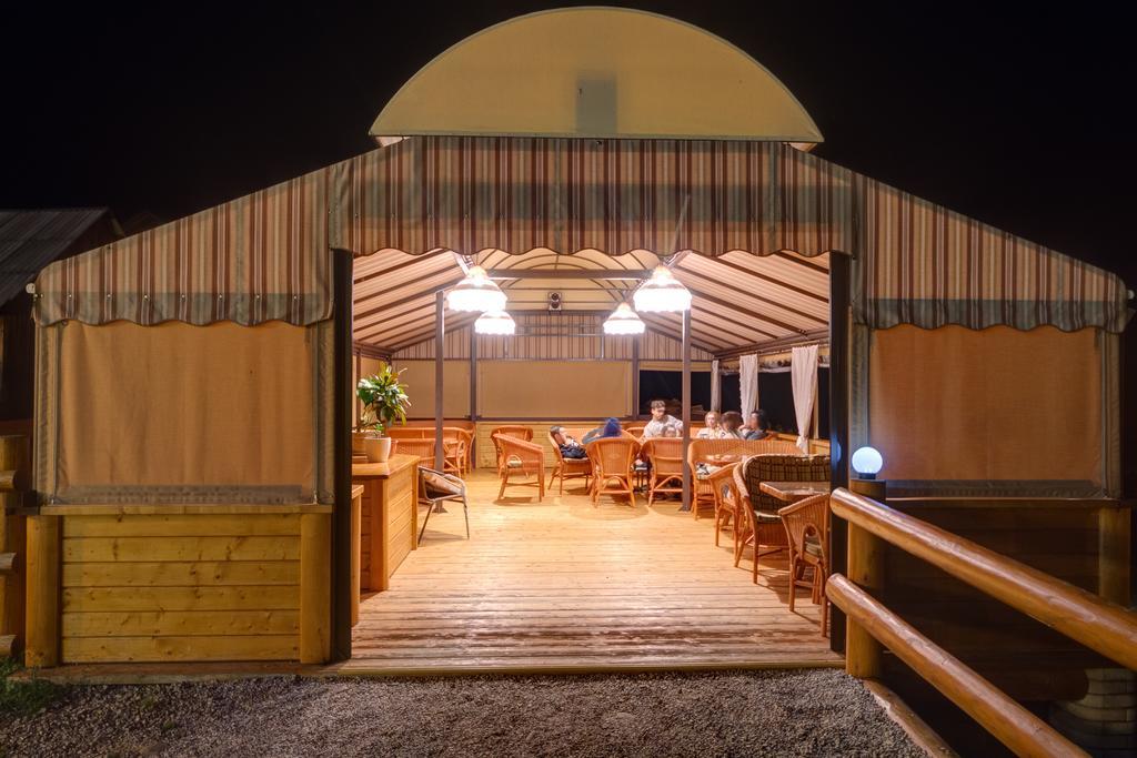 Hotel Perlyna Karpat Μπούκοβελ Εξωτερικό φωτογραφία