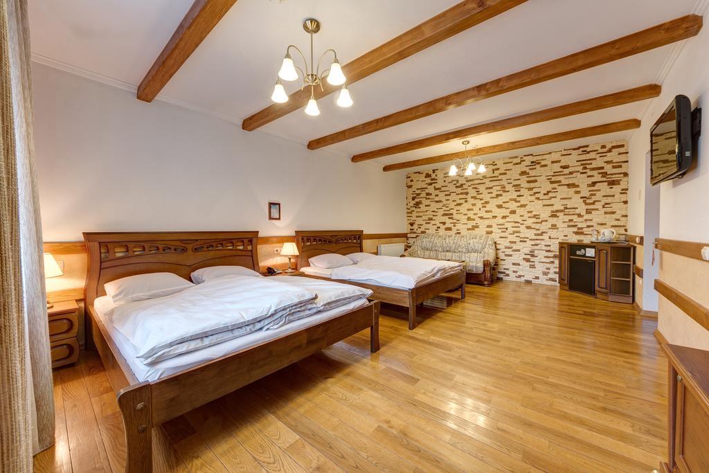 Hotel Perlyna Karpat Μπούκοβελ Εξωτερικό φωτογραφία