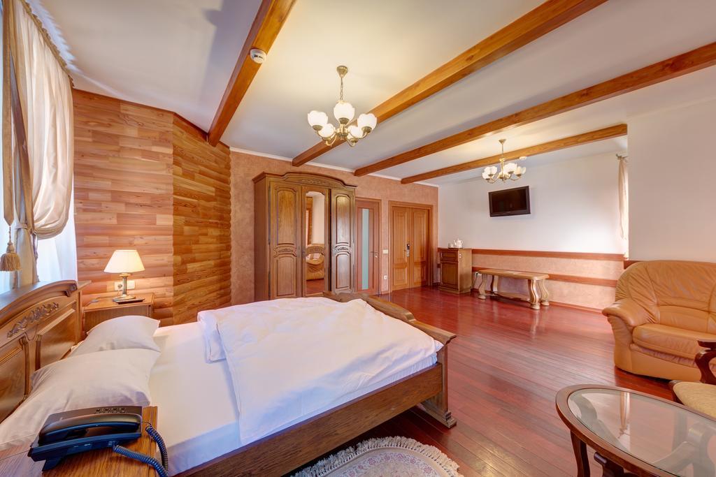 Hotel Perlyna Karpat Μπούκοβελ Εξωτερικό φωτογραφία