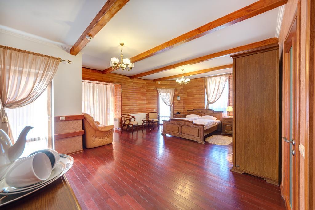 Hotel Perlyna Karpat Μπούκοβελ Εξωτερικό φωτογραφία