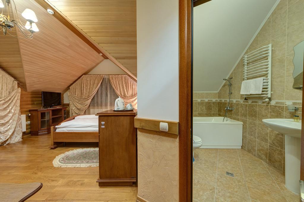Hotel Perlyna Karpat Μπούκοβελ Εξωτερικό φωτογραφία