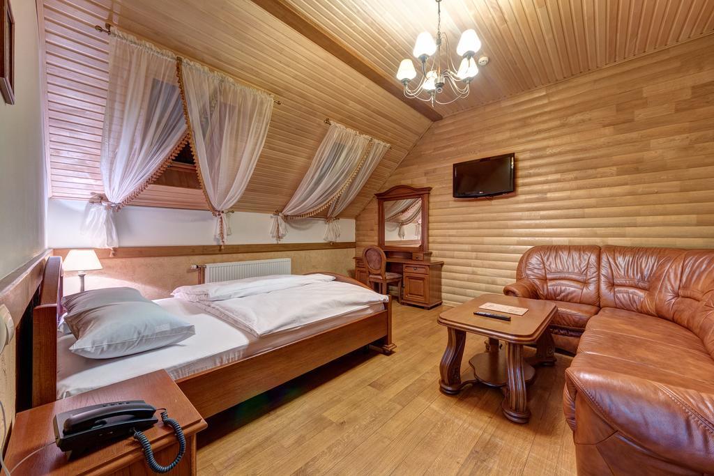 Hotel Perlyna Karpat Μπούκοβελ Εξωτερικό φωτογραφία