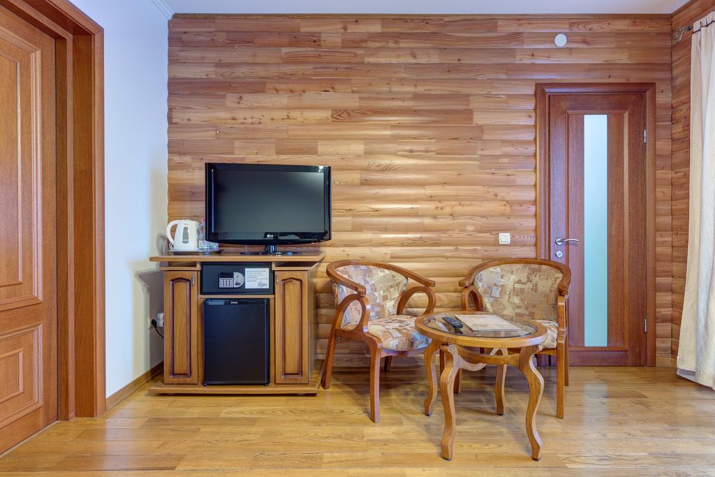 Hotel Perlyna Karpat Μπούκοβελ Δωμάτιο φωτογραφία
